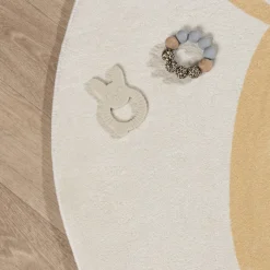 Waschbarer Spielteppich Rund - Sammy Giraffe Gelb